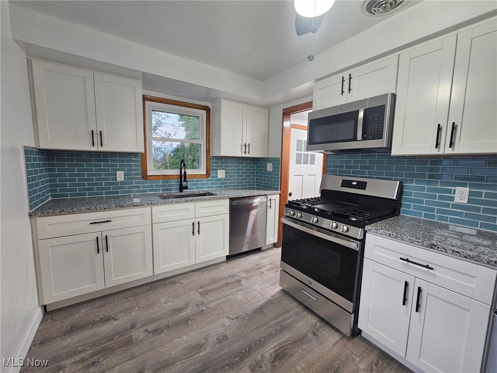 3200 Dentzler Road Parma, OH 44134 - Photo 10 of 32 Kitchen