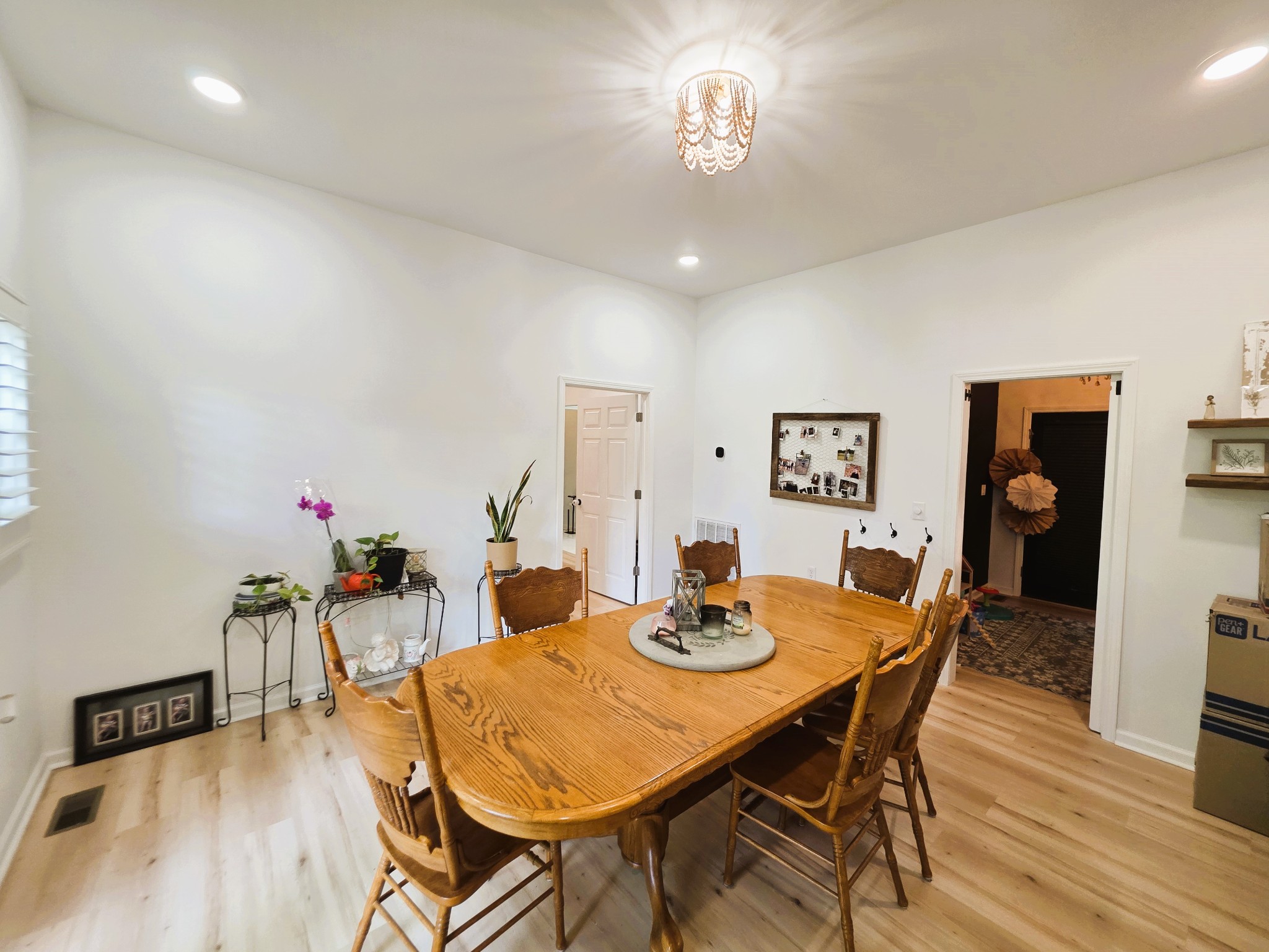 1975 Kelly Road Holladay, TN 38341 - Photo 42 of 95 a view of a dining room with furniture and wooden floor