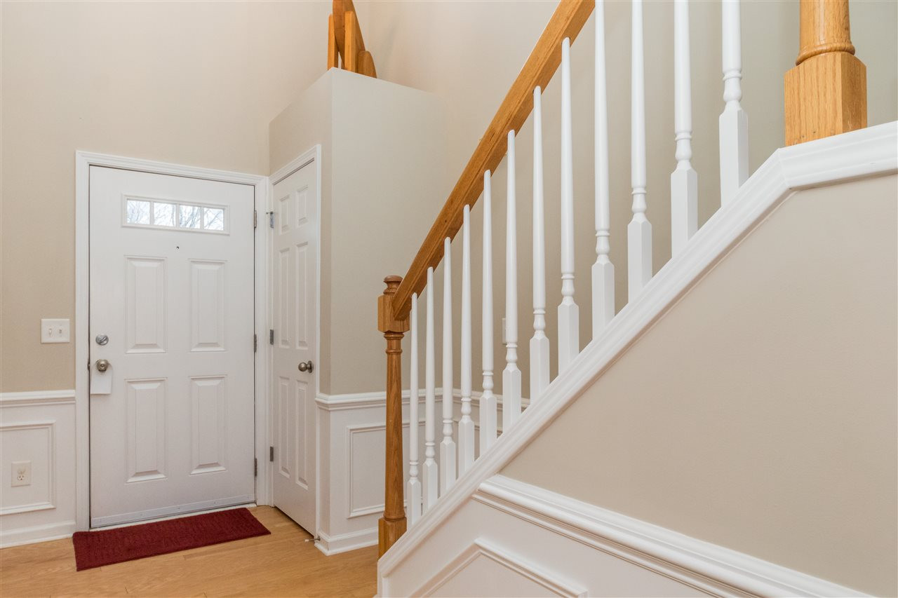 7806 Jeffrey Alan Court Raleigh, NC 27613 - Photo 2 of 23 Foyer