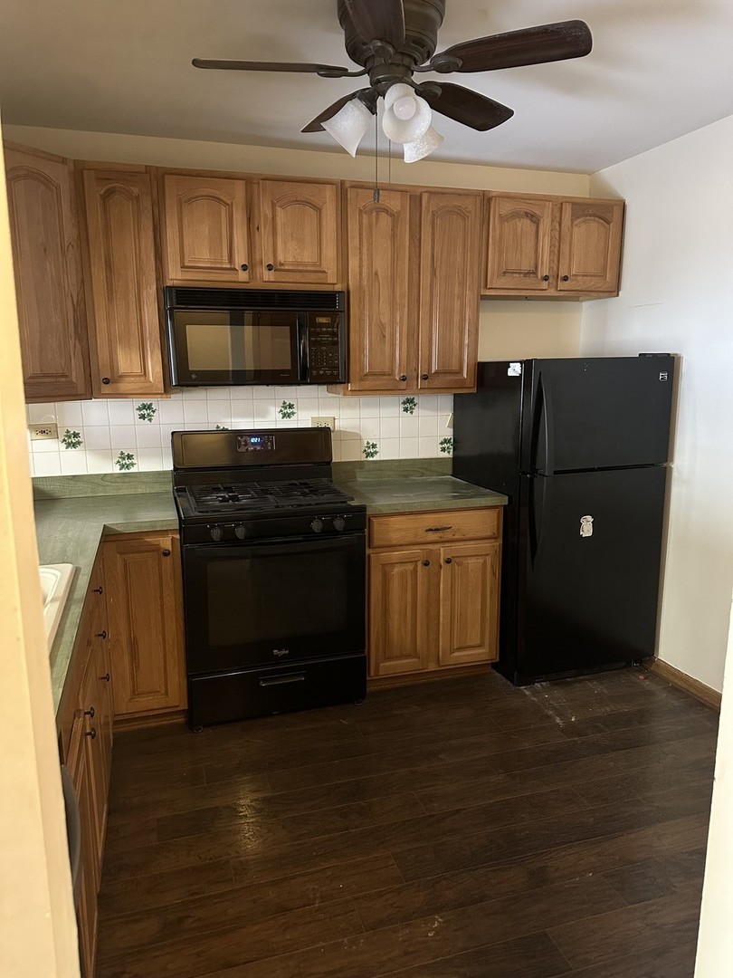 20 Stonegate Court Algonquin, IL 60102 - Photo 6 of 15