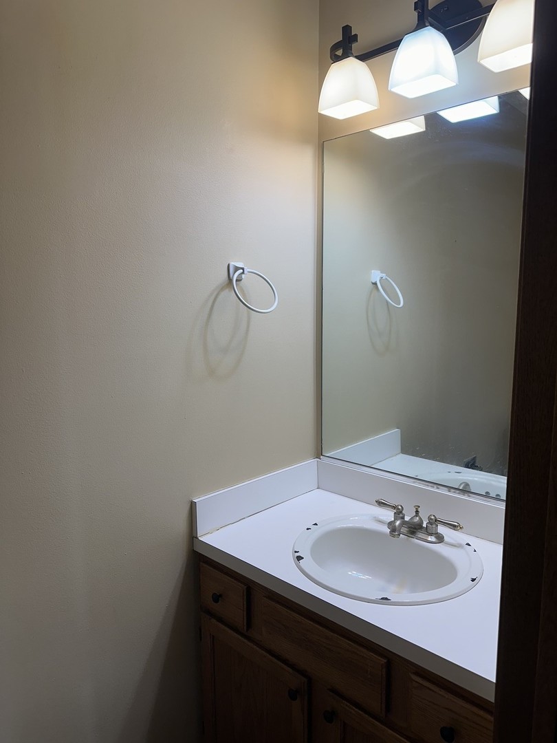 20 Stonegate Court Algonquin, IL 60102 - Photo 7 of 15