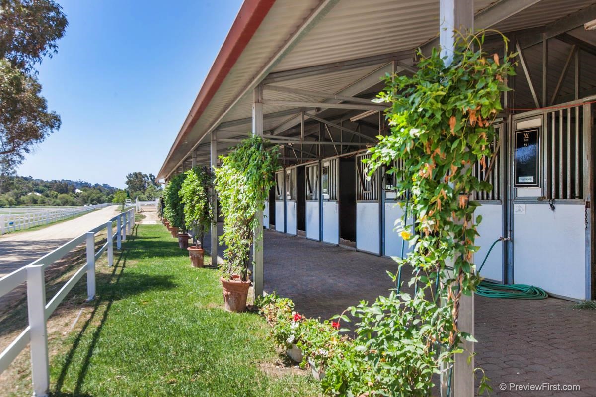 2570 5th Street Encinitas, CA 92024 - Photo 7 of 20