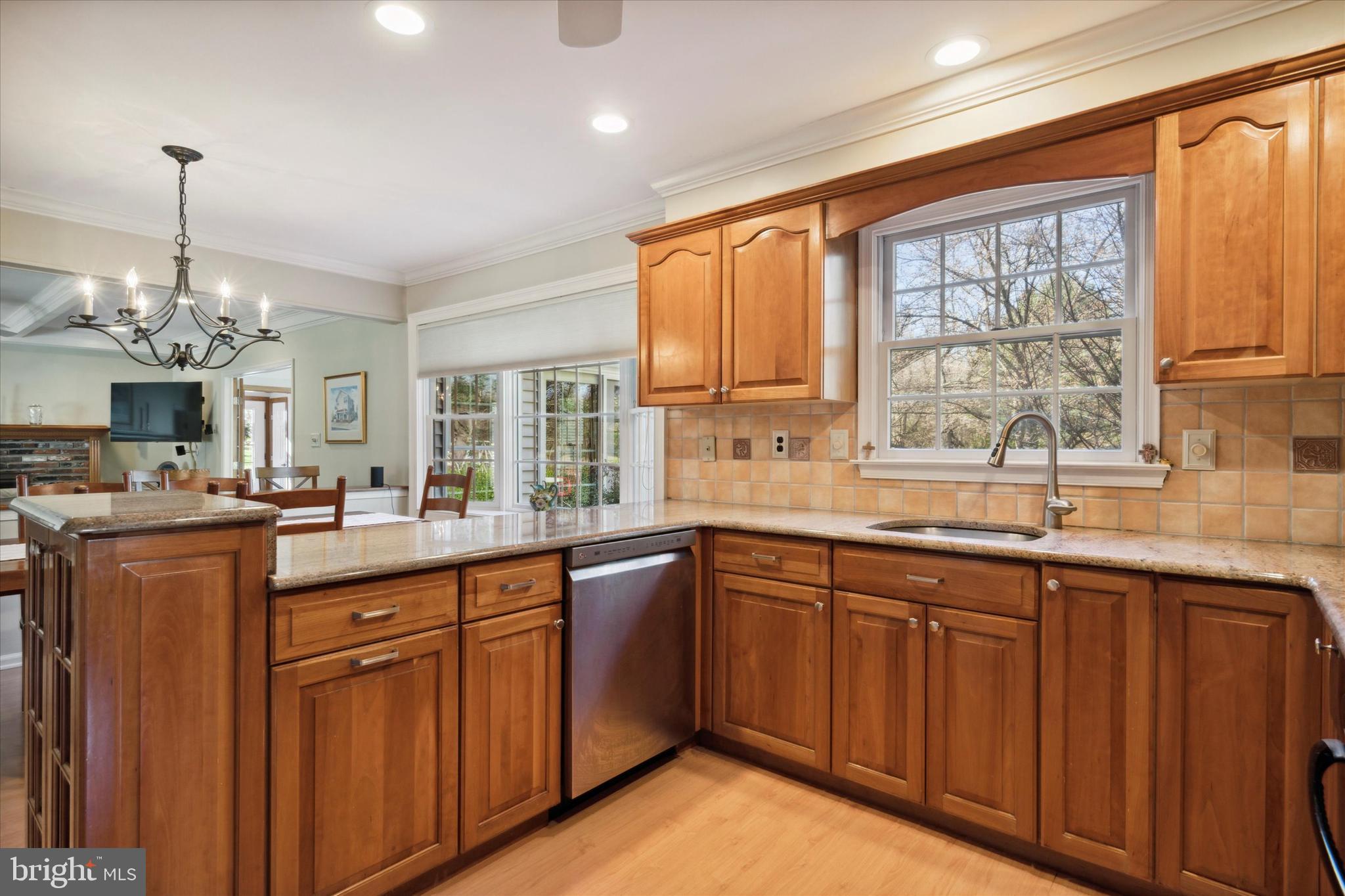 208 Pine Valley Road Doylestown, PA 18901 - Photo 16 of 61
