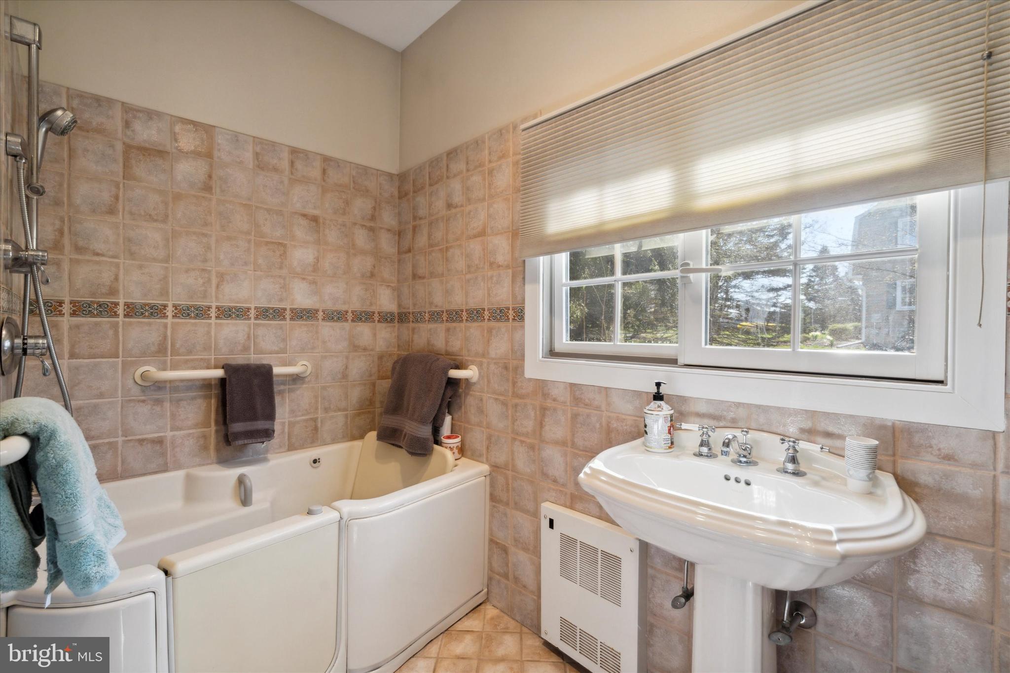 208 Pine Valley Road Doylestown, PA 18901 - Photo 43 of 61