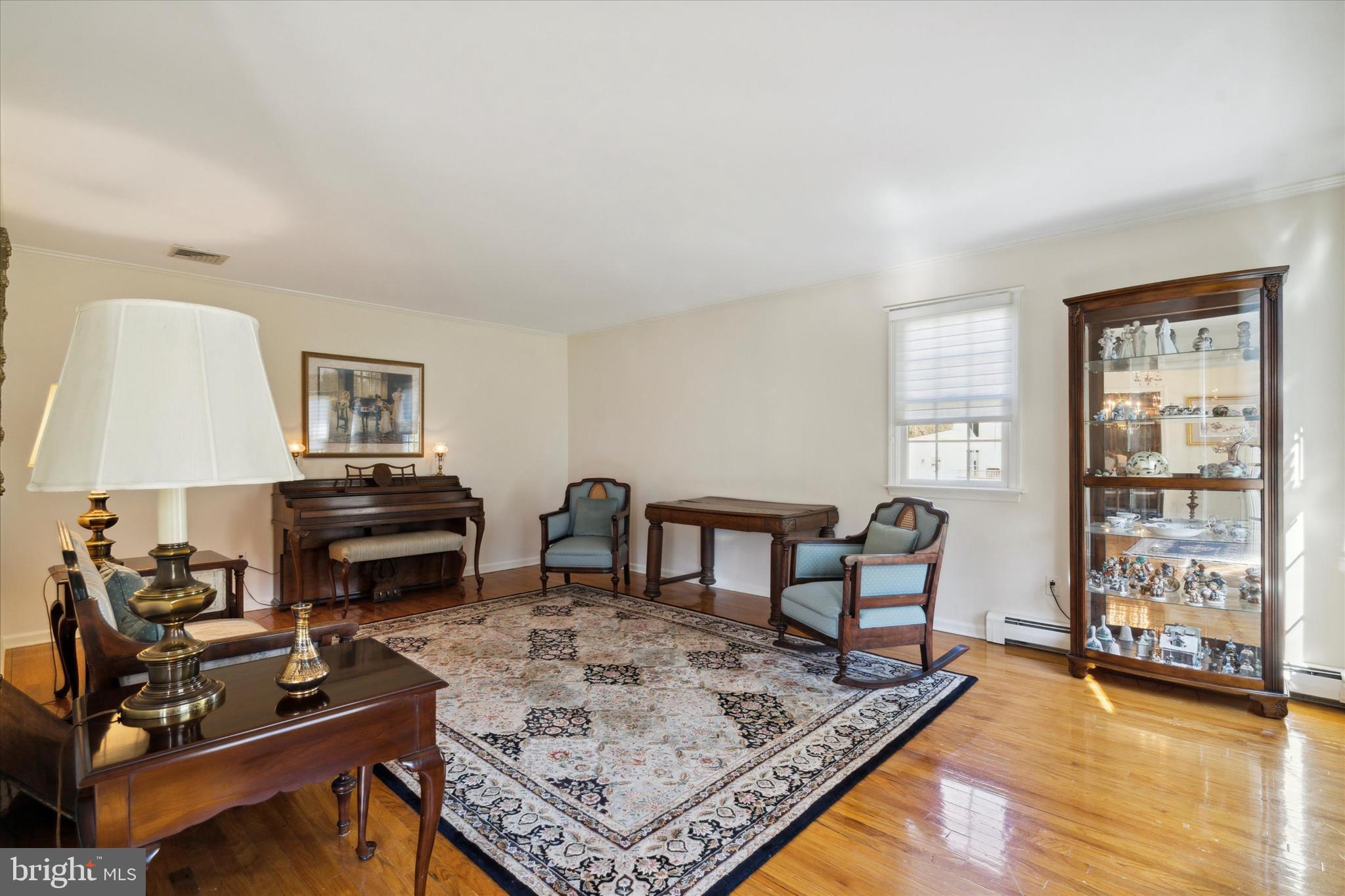 208 Pine Valley Road Doylestown, PA 18901 - Photo 10 of 61