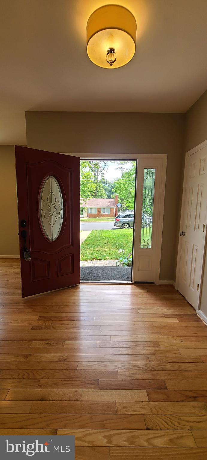 3816 Ridge Road Annandale, VA 22003 - Photo 20 of 86 Main Entrance