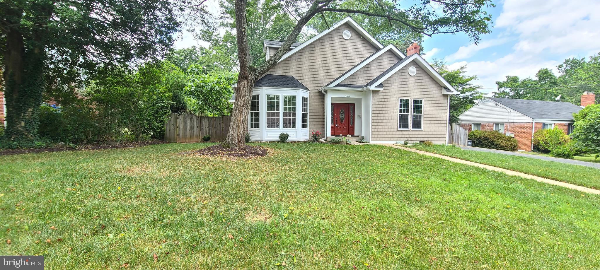 3816 Ridge Road Annandale, VA 22003 - Photo 4 of 86