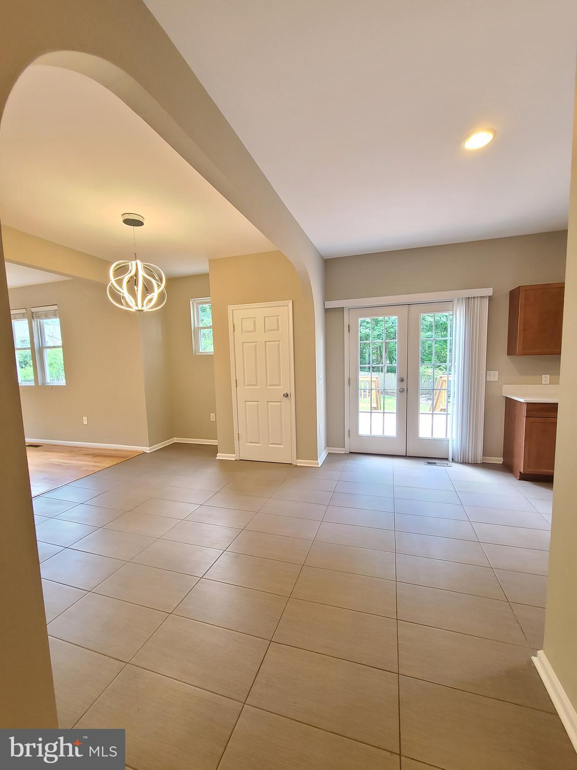 3816 Ridge Road Annandale, VA 22003 - Photo 44 of 86 Breakfast area