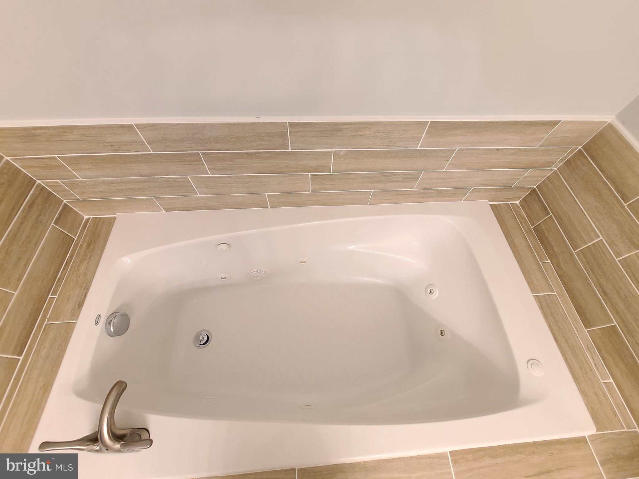 3816 Ridge Road Annandale, VA 22003 - Photo 64 of 86 Jetted tub