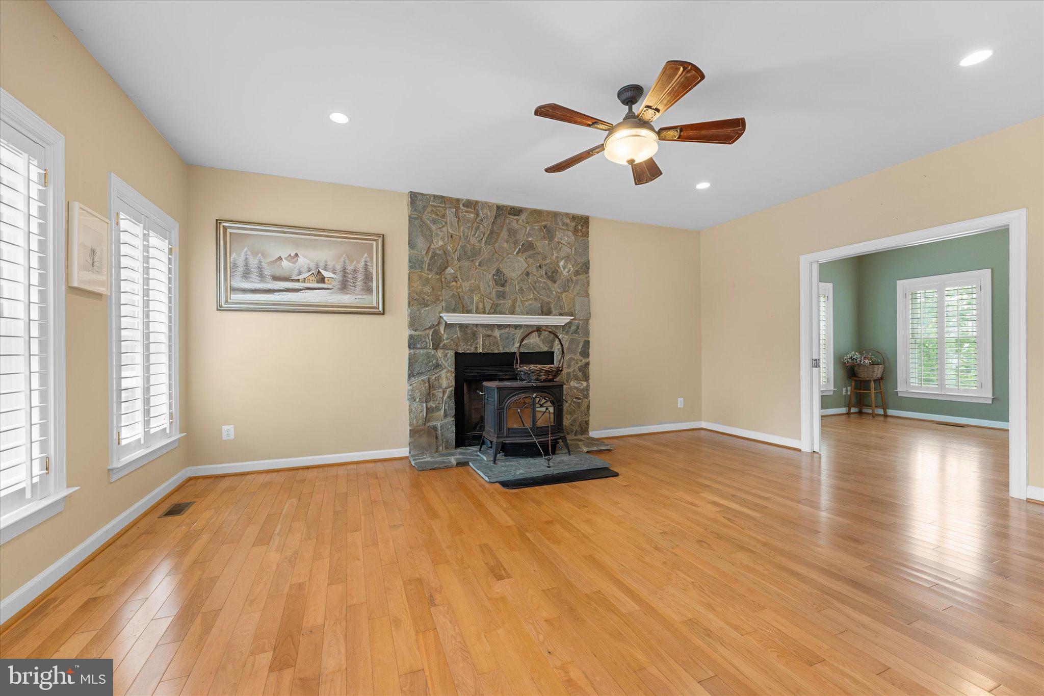 6229 Enon School Road Marshall, VA 20115 - Photo 17 of 66 Family Room Vacant