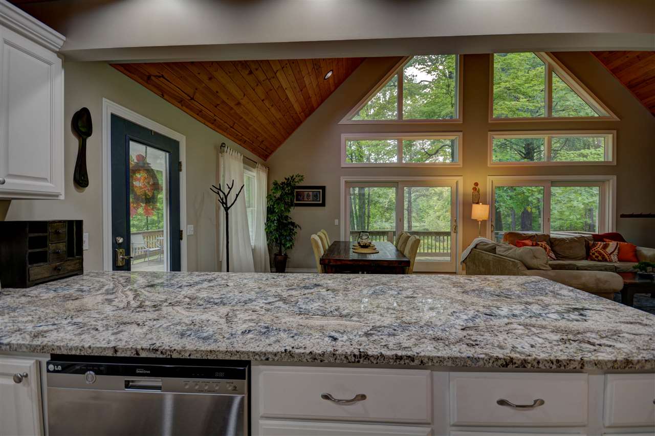 7420 Forest Lodge Road Traverse City, MI 49685 - Photo 15 of 57 1853642-14.JPG