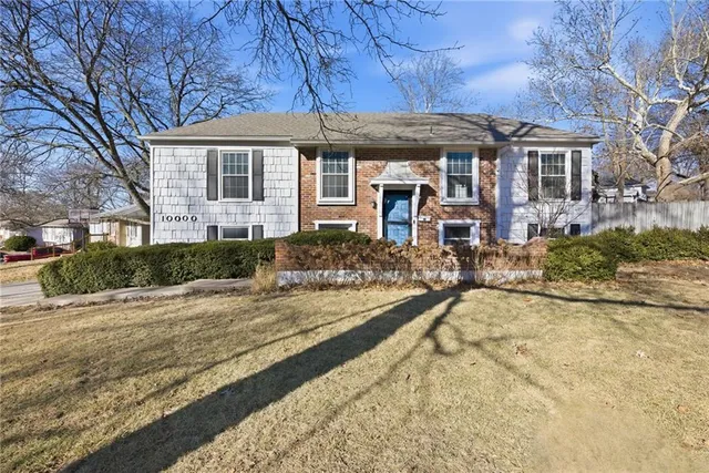 $400,000 | 10000 93rd Street, Overland Park, KS 66212