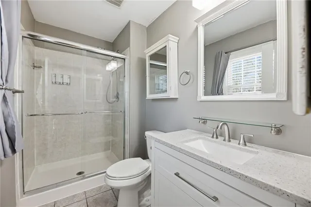 $370,000 | 10000 93rd Street, Overland Park, KS 66212