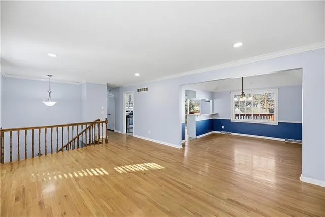 $370,000 | 10000 93rd Street, Overland Park, KS 66212