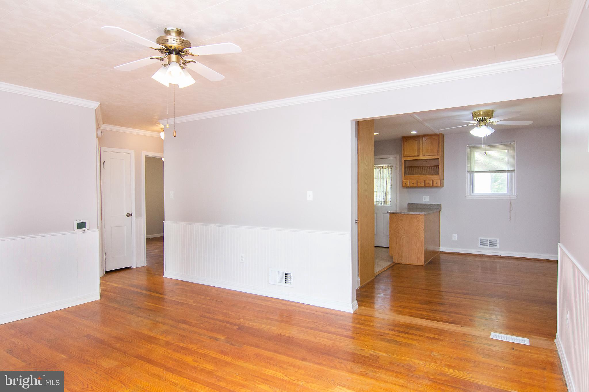 7914 Ridgely Oak Road Baltimore, MD 21234 - Photo 7 of 27 Living Room looking into Dining Room/Kitchen