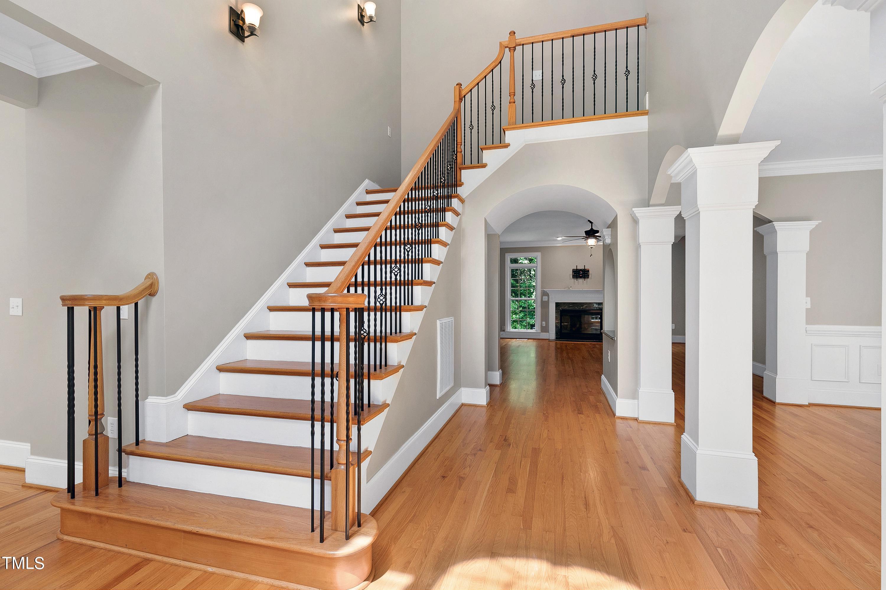 5656 Normanshire Drive Raleigh, NC 27606 - Photo 3 of 63 259A9762-3000