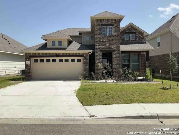 $2,700 | 835 Blue Violet, New Braunfels, TX 78130