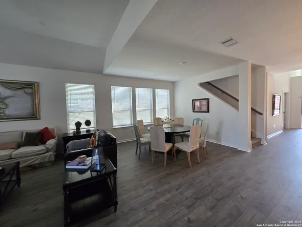 $2,700 | 835 Blue Violet, New Braunfels, TX 78130