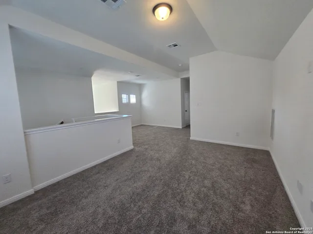 a view of empty room with window