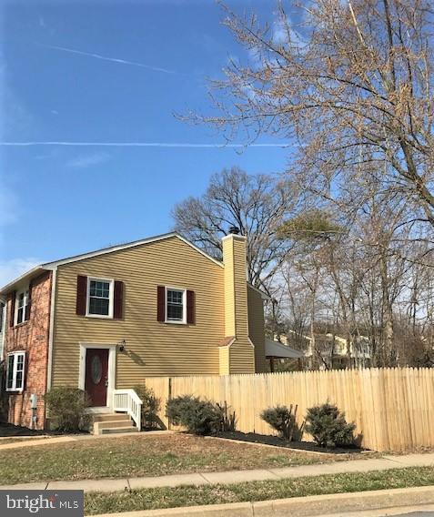 2 Baltistan Court Rosedale, MD 21237 - Photo 3 of 49 Beautifully fenced in yard!