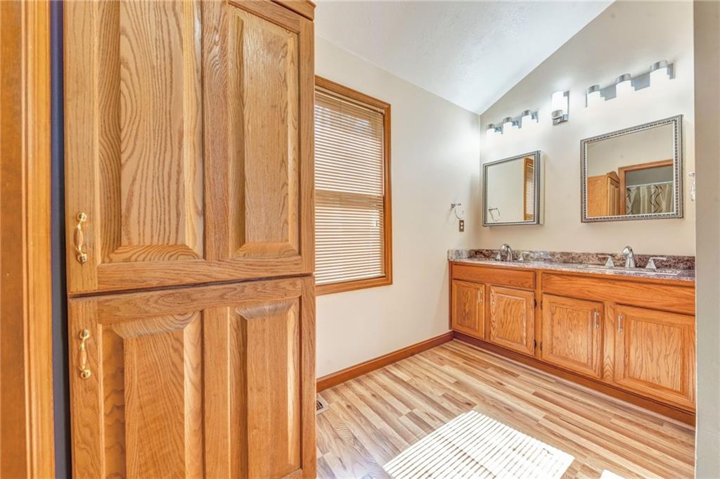 363 Cobblestone Circle McKees Rocks, PA 15136 - Photo 16 of 25