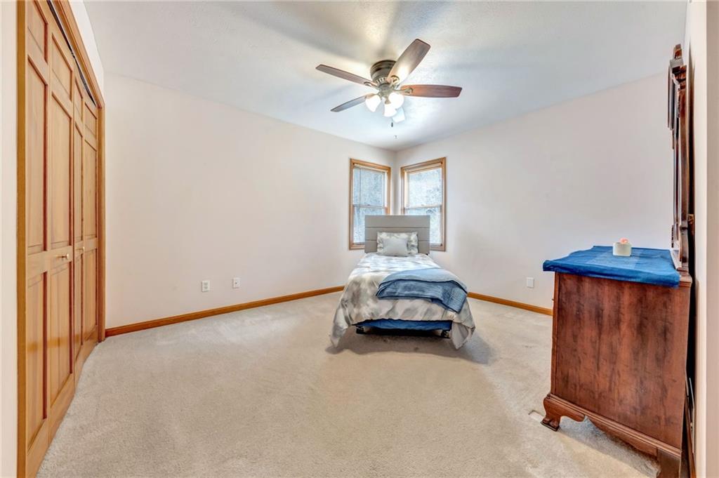 363 Cobblestone Circle McKees Rocks, PA 15136 - Photo 19 of 25