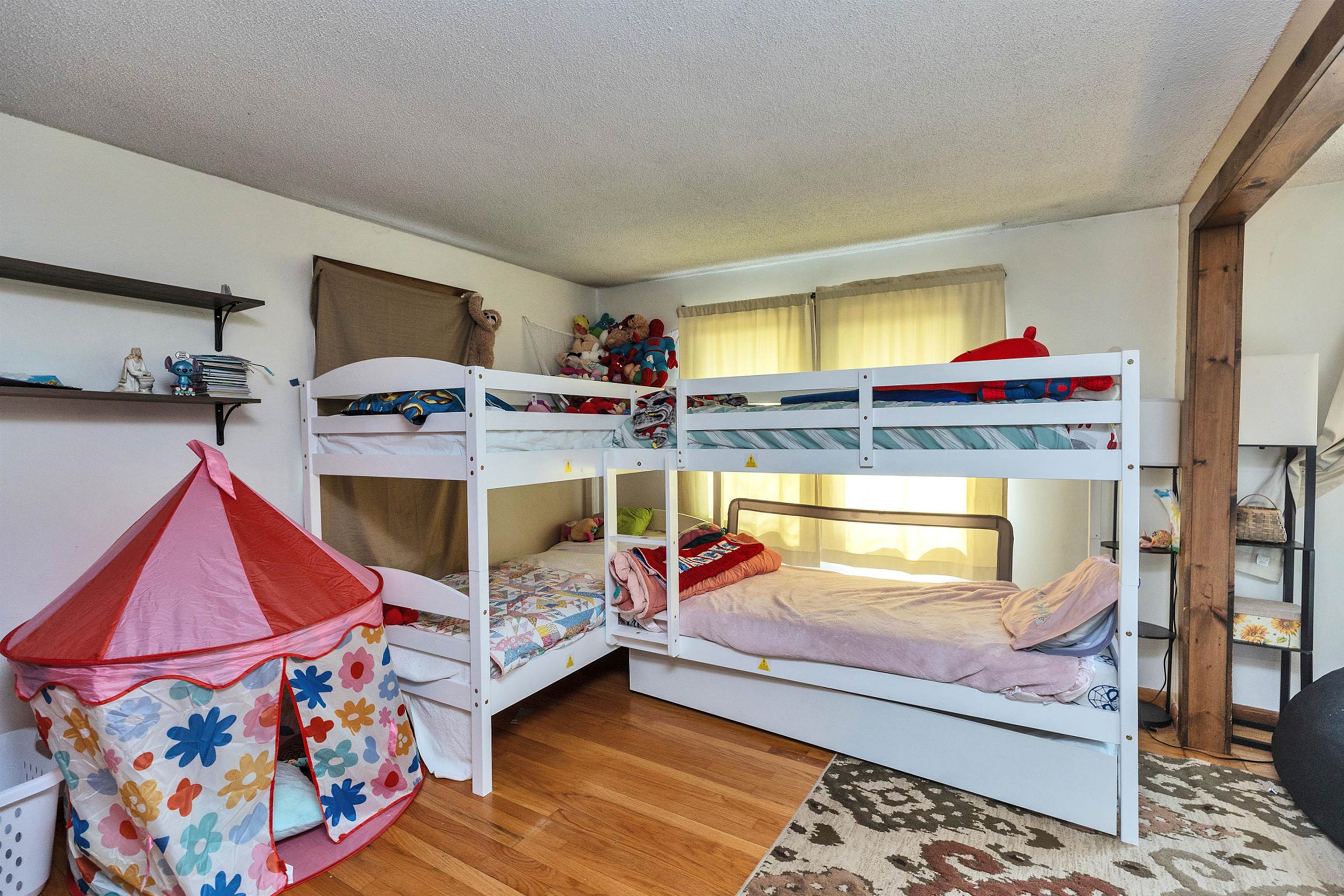 19 Spruce Street Keene, NH 03431 - Photo 22 of 37