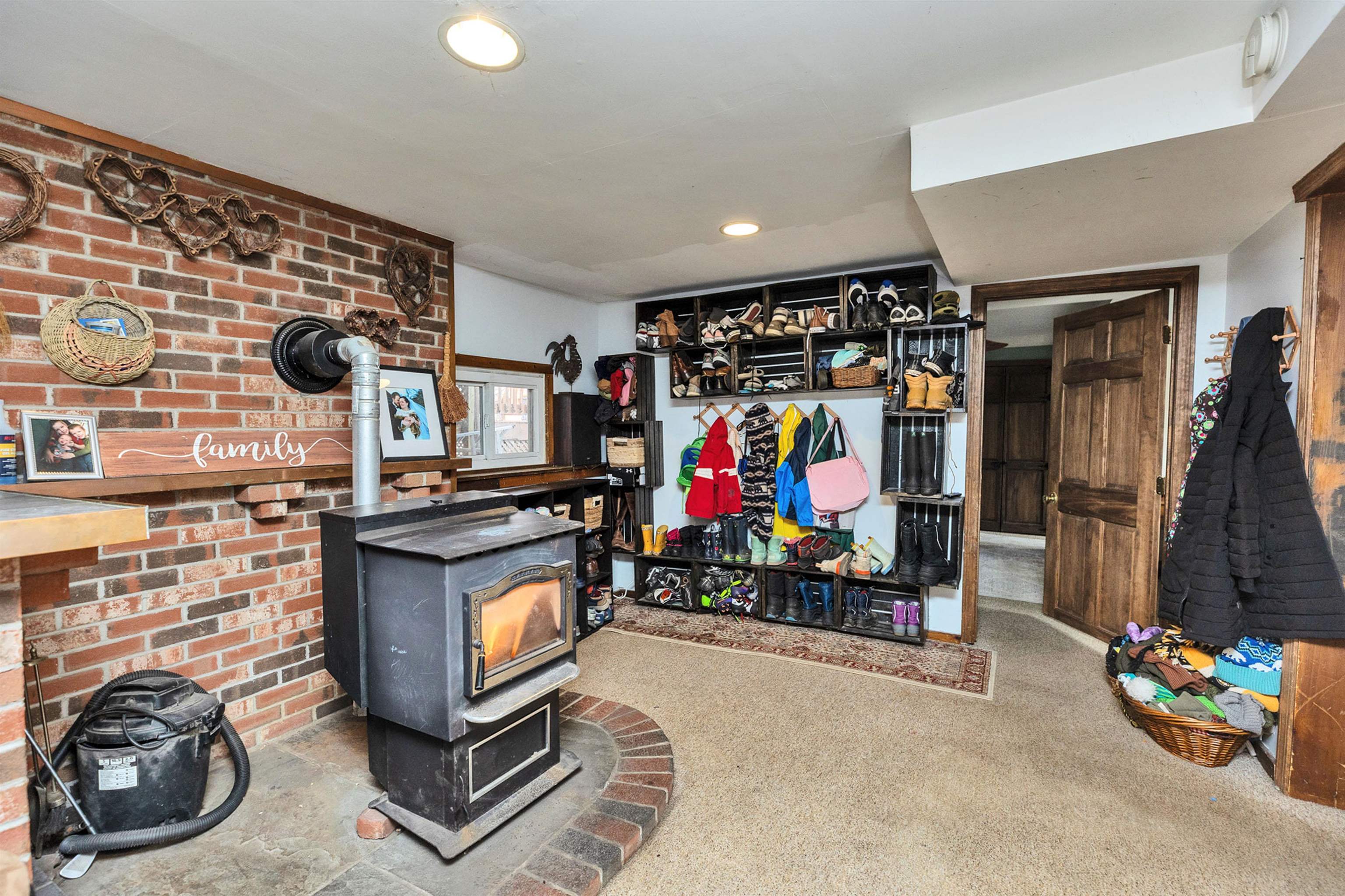 19 Spruce Street Keene, NH 03431 - Photo 25 of 37