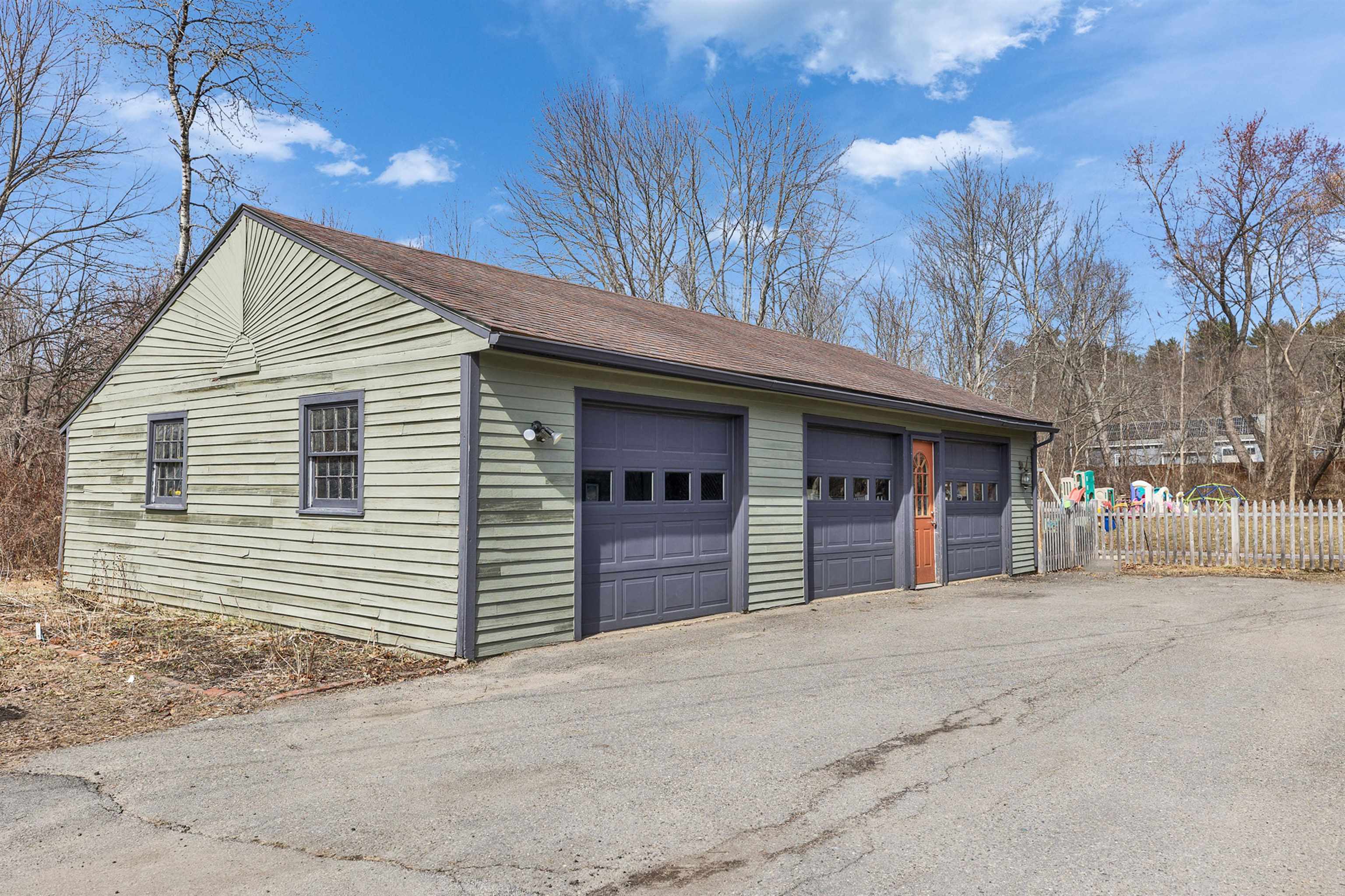 19 Spruce Street Keene, NH 03431 - Photo 6 of 37