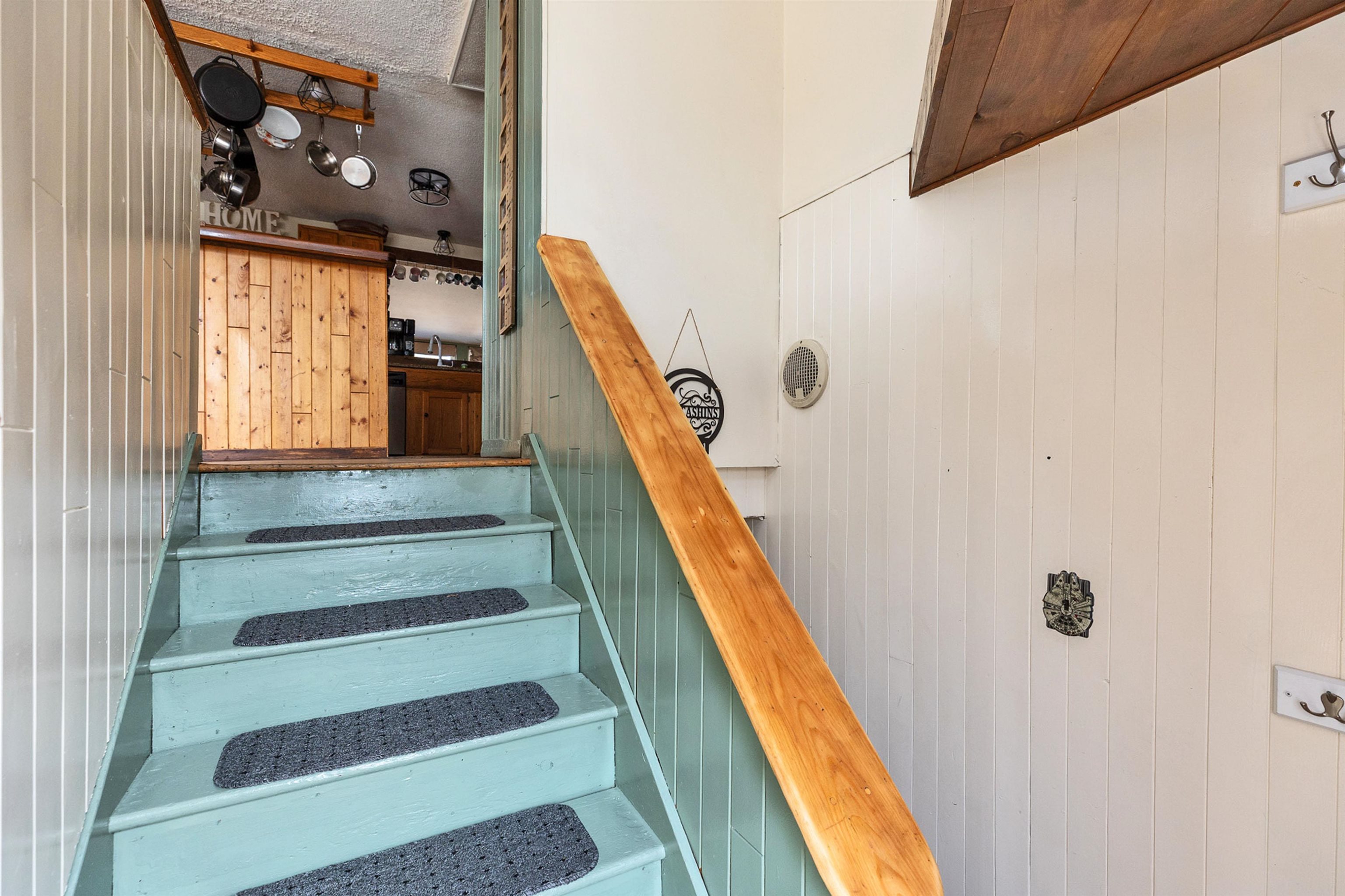 19 Spruce Street Keene, NH 03431 - Photo 7 of 37