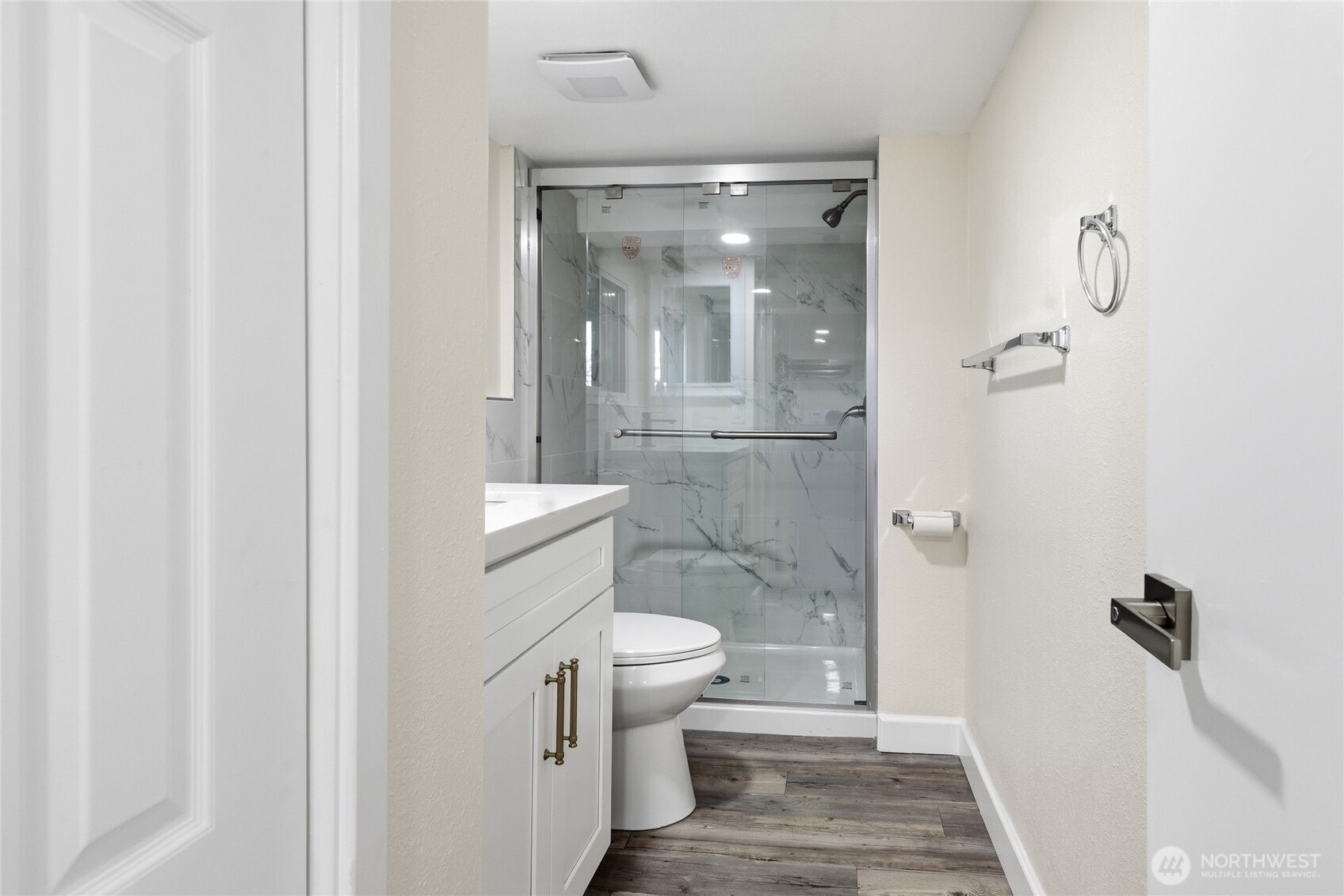 331 Northeast 53rd Street Seattle, WA 98105 - Photo 29 of 40