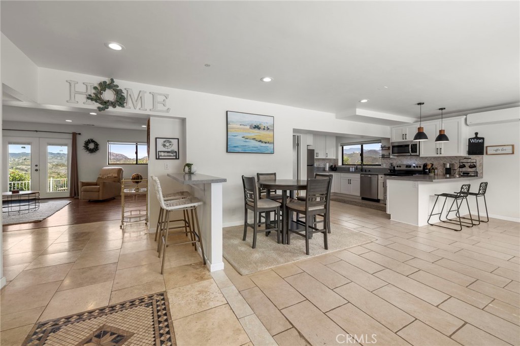 2160 Puerto Del Mundo Fallbrook, CA 92028 - Photo 39 of 63