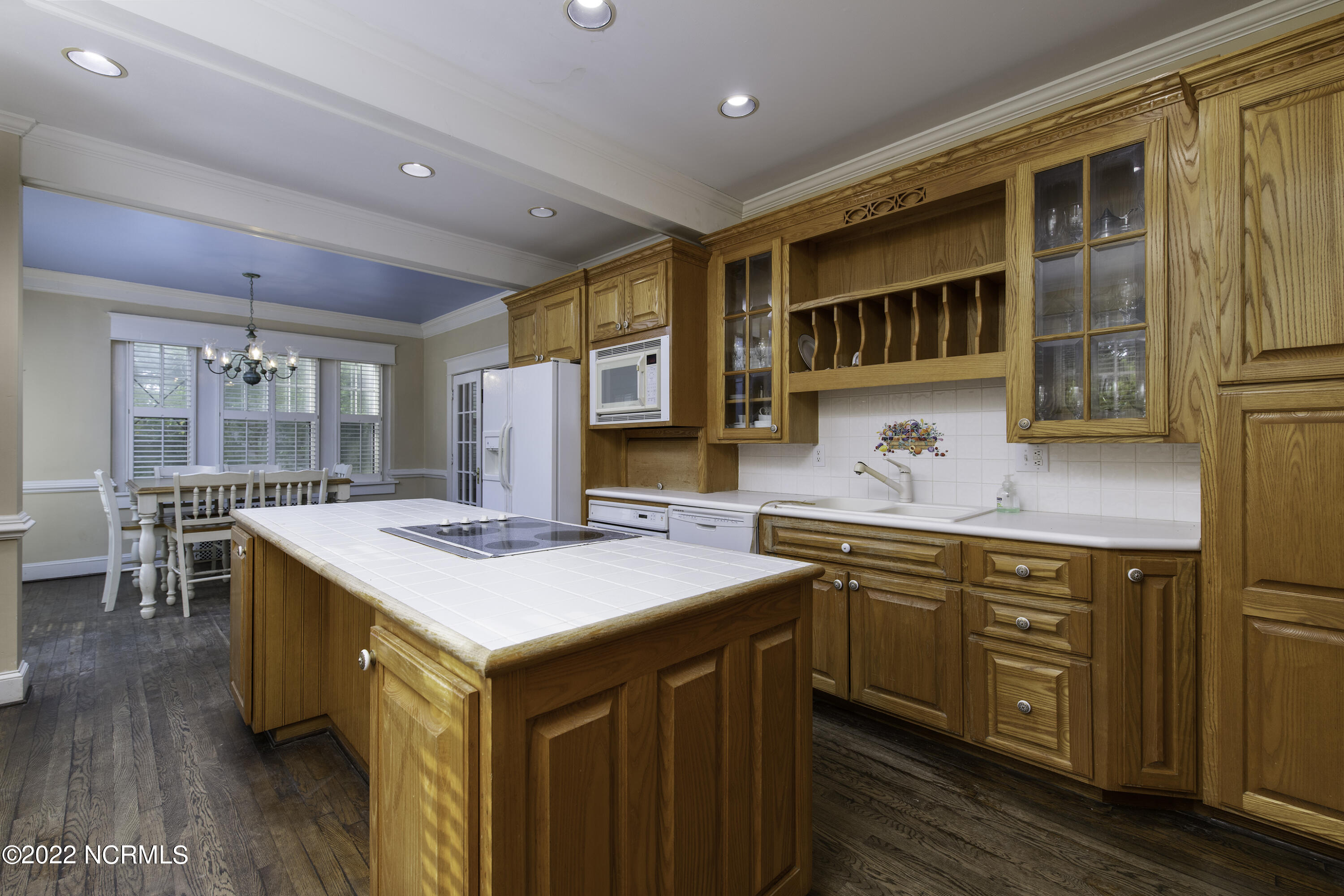 2814 Old Cherry Point Road New Bern, NC 28560 - Photo 17 of 70 With Center Island