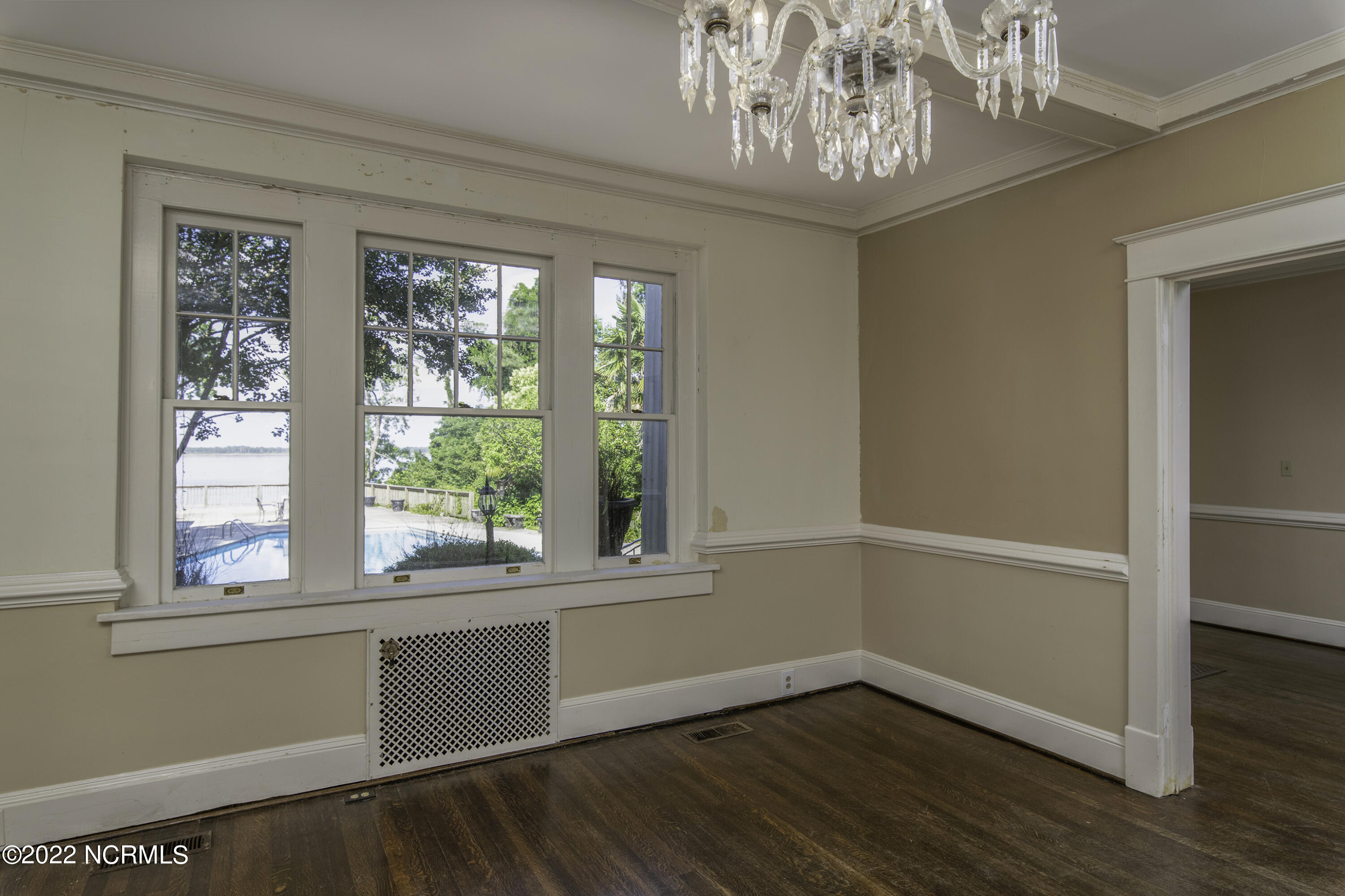 2814 Old Cherry Point Road New Bern, NC 28560 - Photo 23 of 70 Parlor