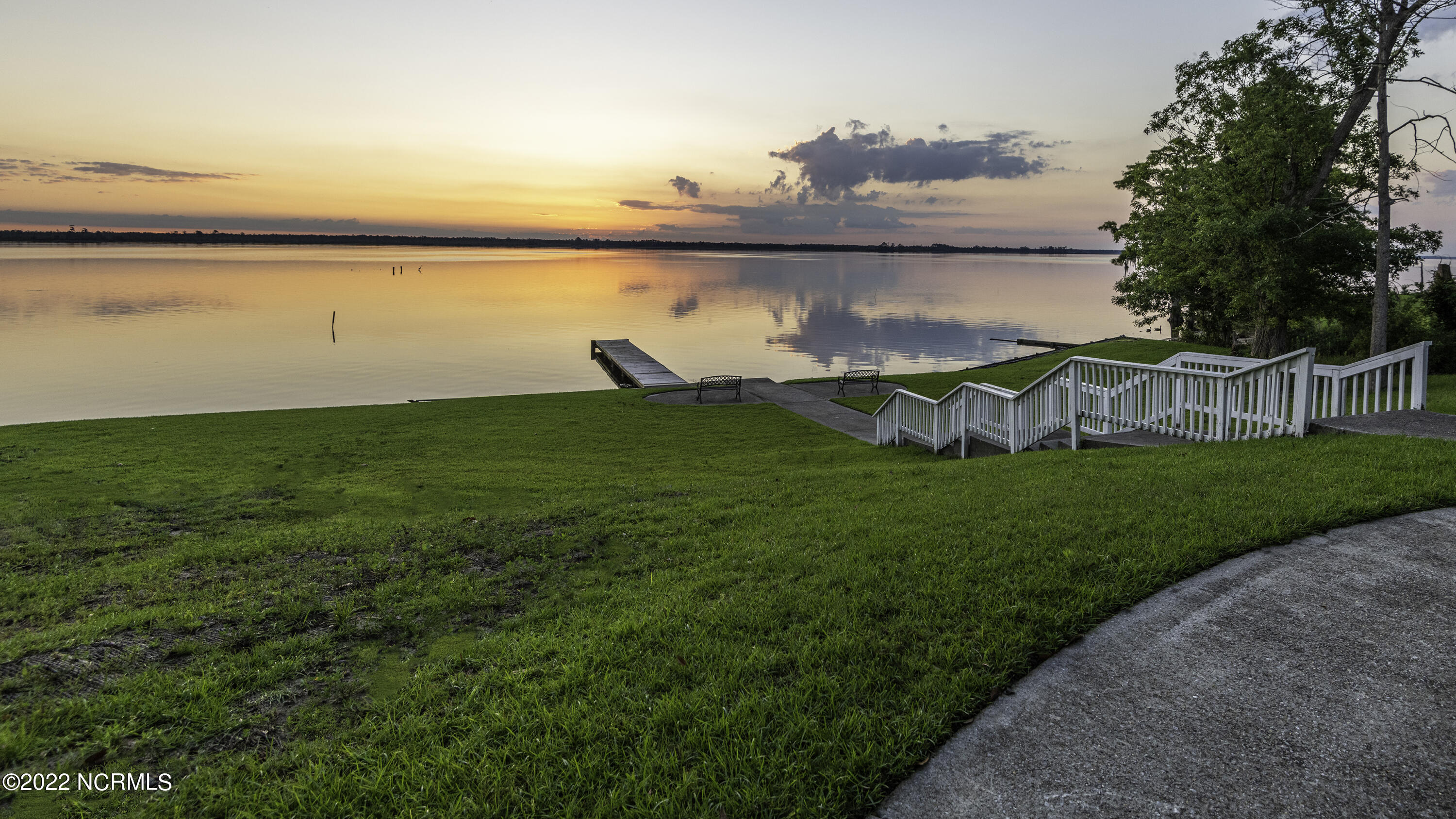 2814 Old Cherry Point Road New Bern, NC 28560 - Photo 60 of 70 Neuse River Front