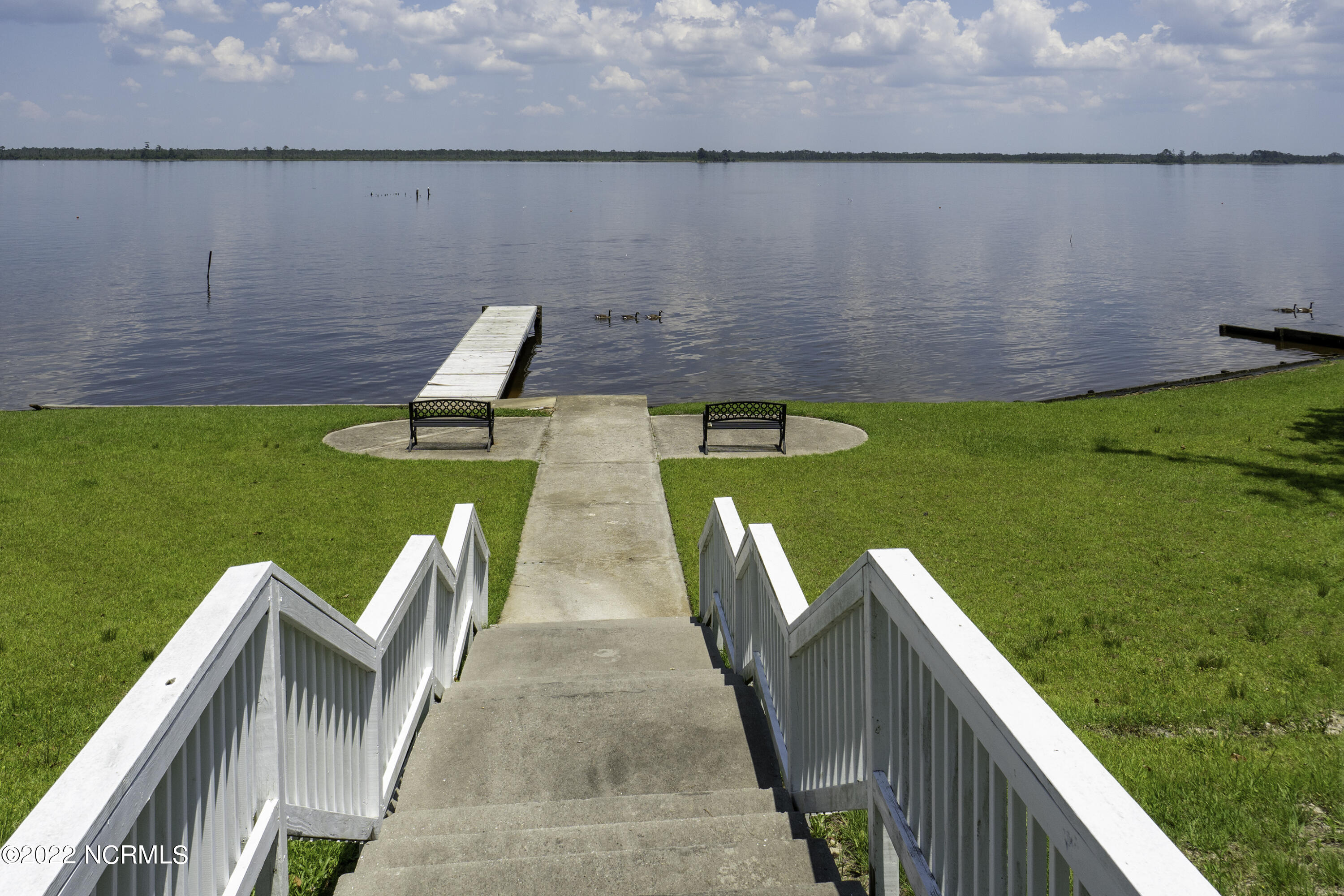 2814 Old Cherry Point Road New Bern, NC 28560 - Photo 62 of 70 Path to River