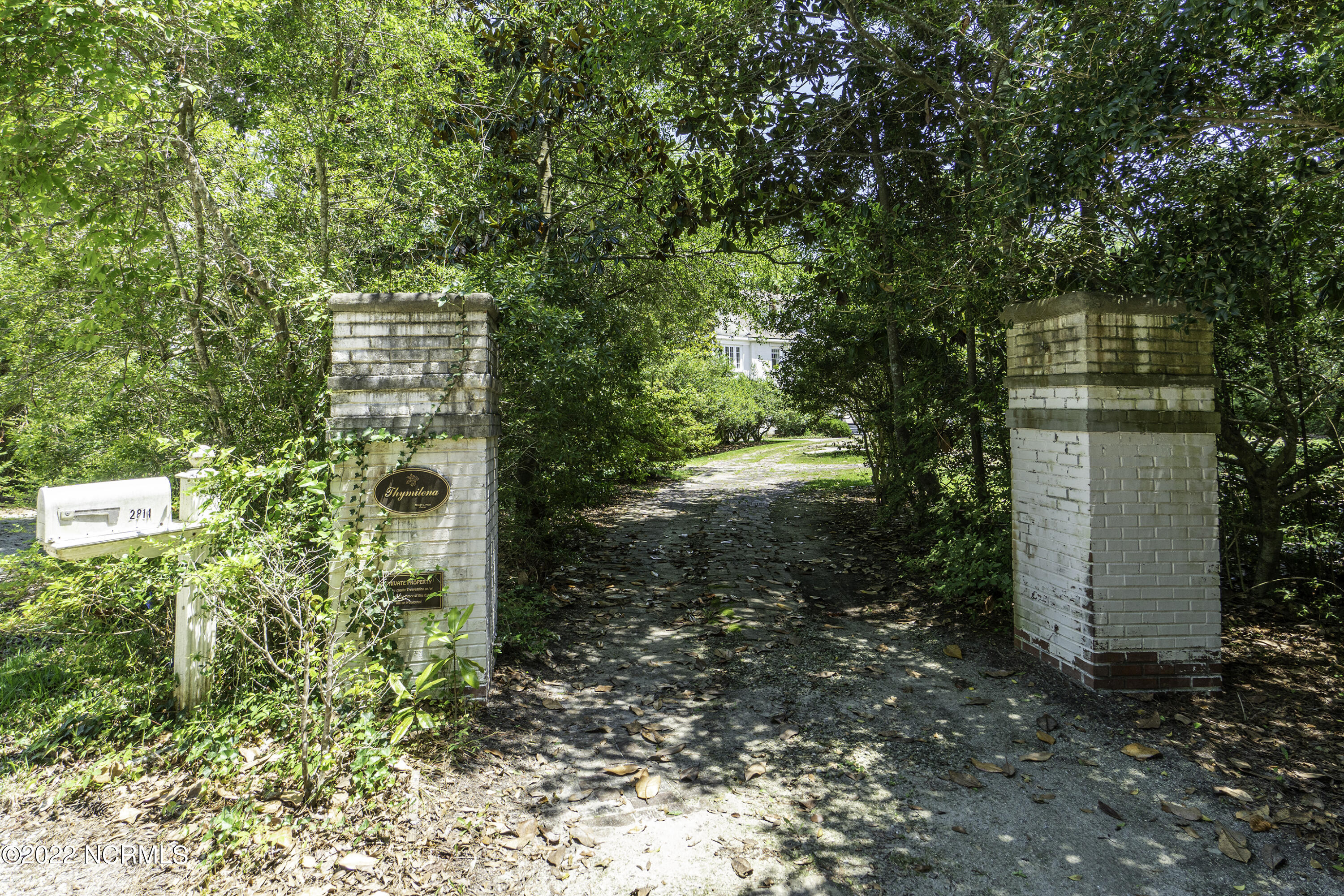 2814 Old Cherry Point Road New Bern, NC 28560 - Photo 7 of 70 Driveway Entrance 2