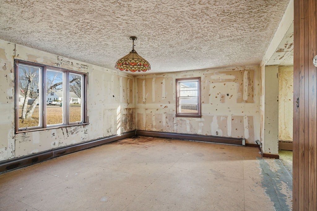 1601 Westover Road Chicopee, MA 01020 - Photo 24 of 32 a view of an empty room with window