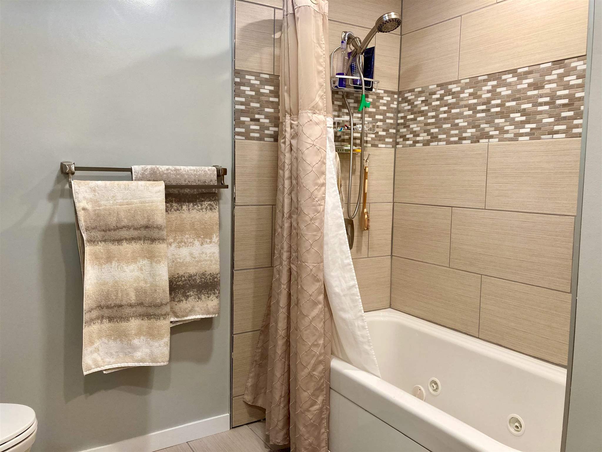9508 Saratoga Road Fort Wayne, IN 46804 - Photo 13 of 25 Gallery Image 13