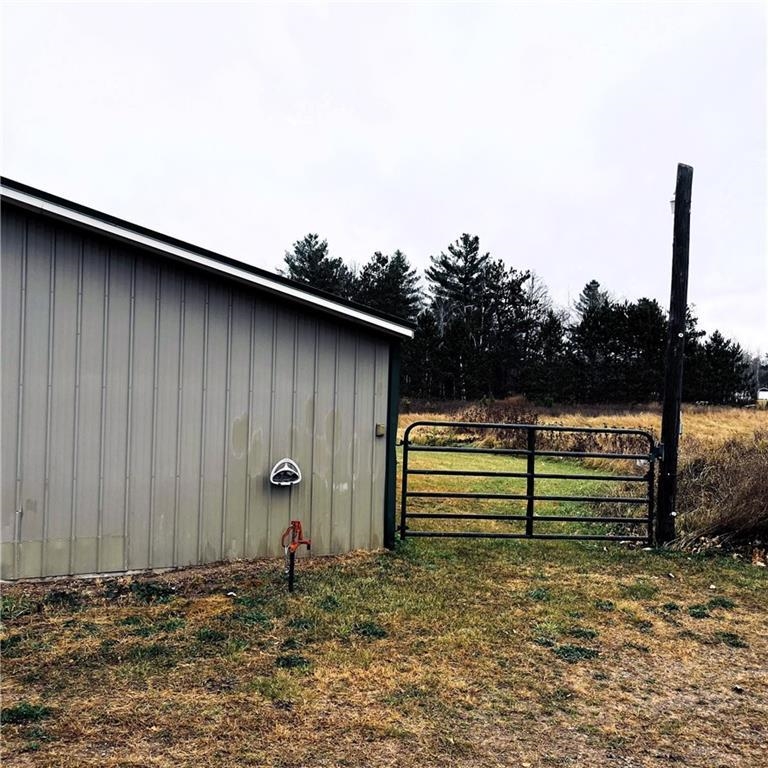 9018 North Anderson Road Hayward, WI 54843 - Photo 38 of 42 View of outbuilding with a gate
