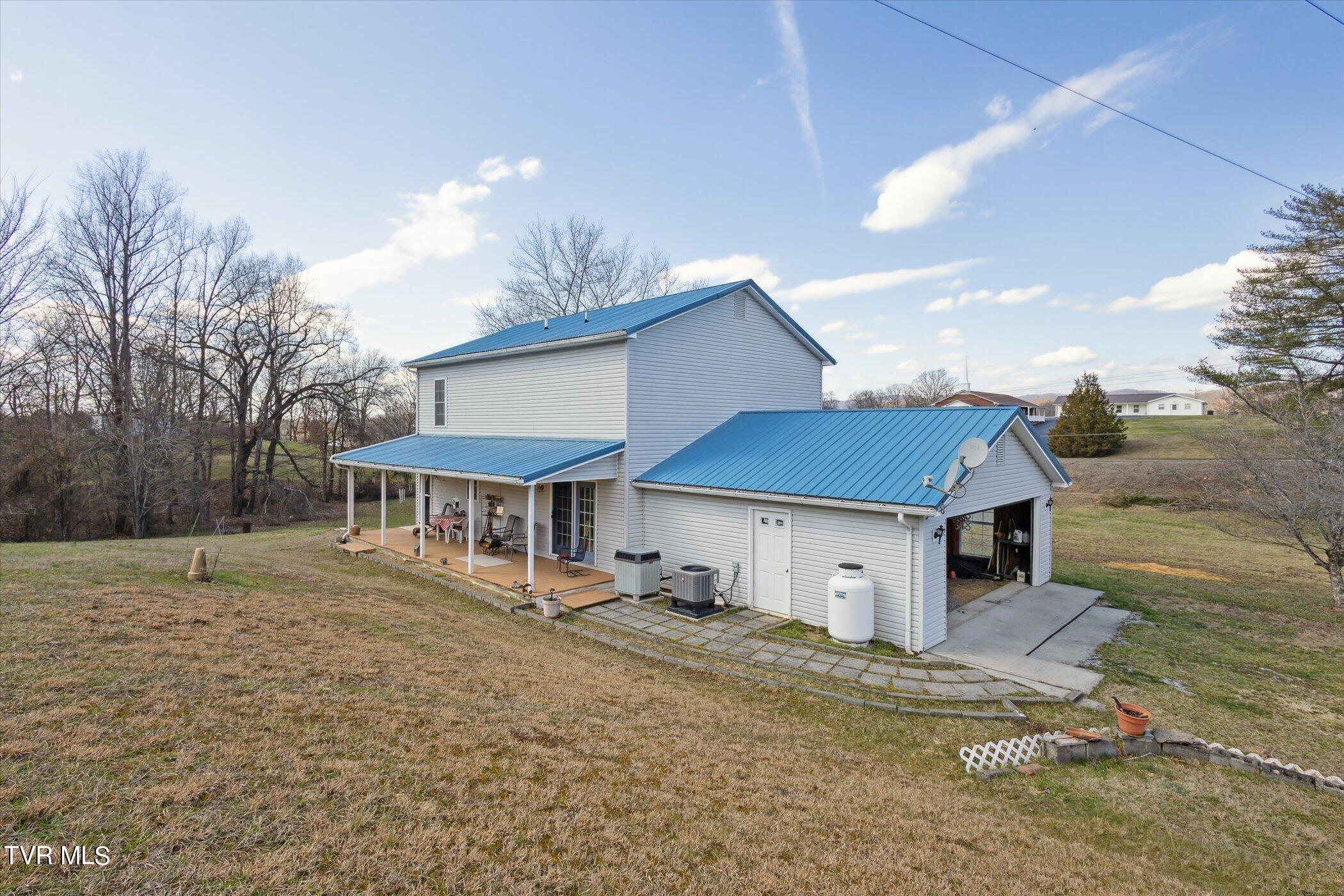 36606 Wilderness Road Jonesville, VA 24263 - Photo 38 of 51 38-36606-Wilderness-Rd-WindowStill-07