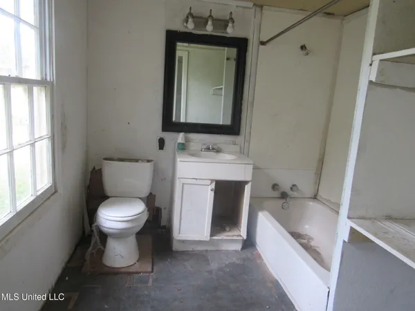 $70,000 | 108 Hightower Street, Sardis, MS 38666