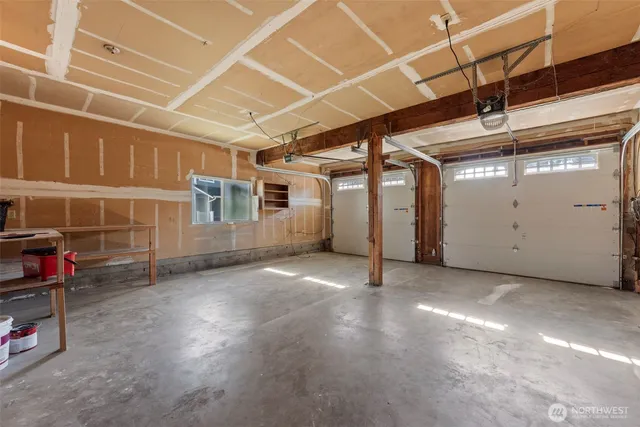 a view of a yard in front of a house