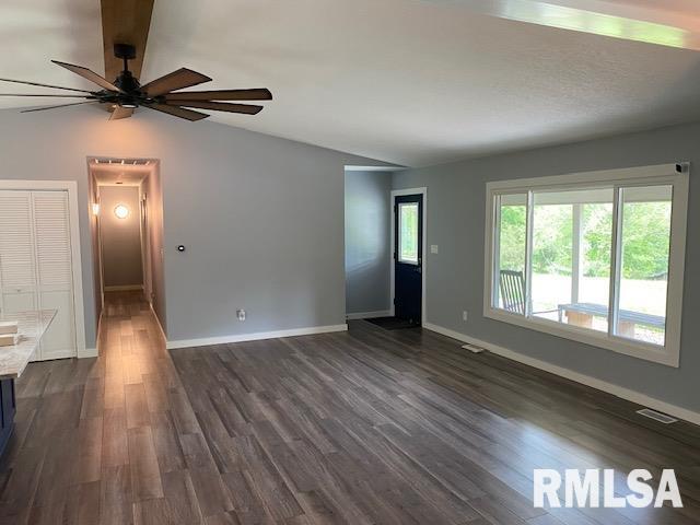 598 Drury Road Carbondale, IL 62902 - Photo 27 of 44 Gallery Image 27