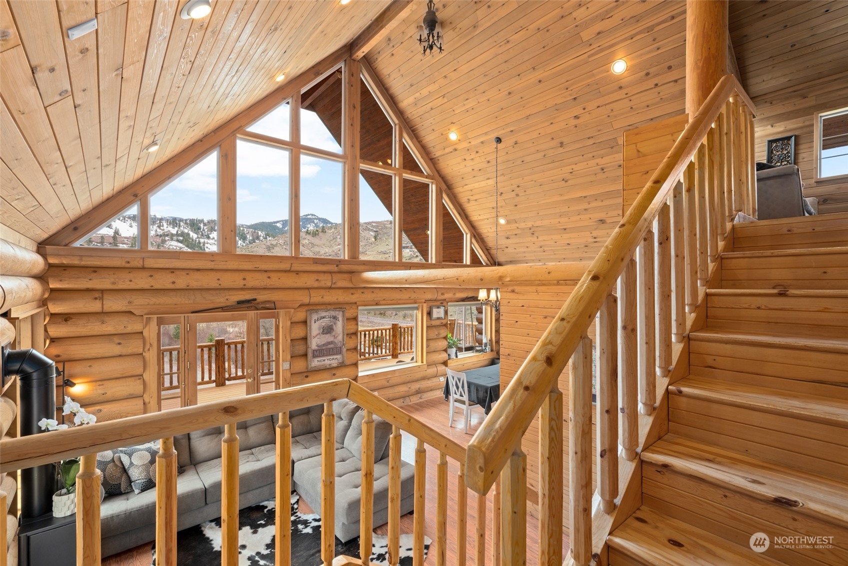 1246 Cranmer Road Wenatchee, WA 98801 - Photo 27 of 39 a view of a building with wooden stairs