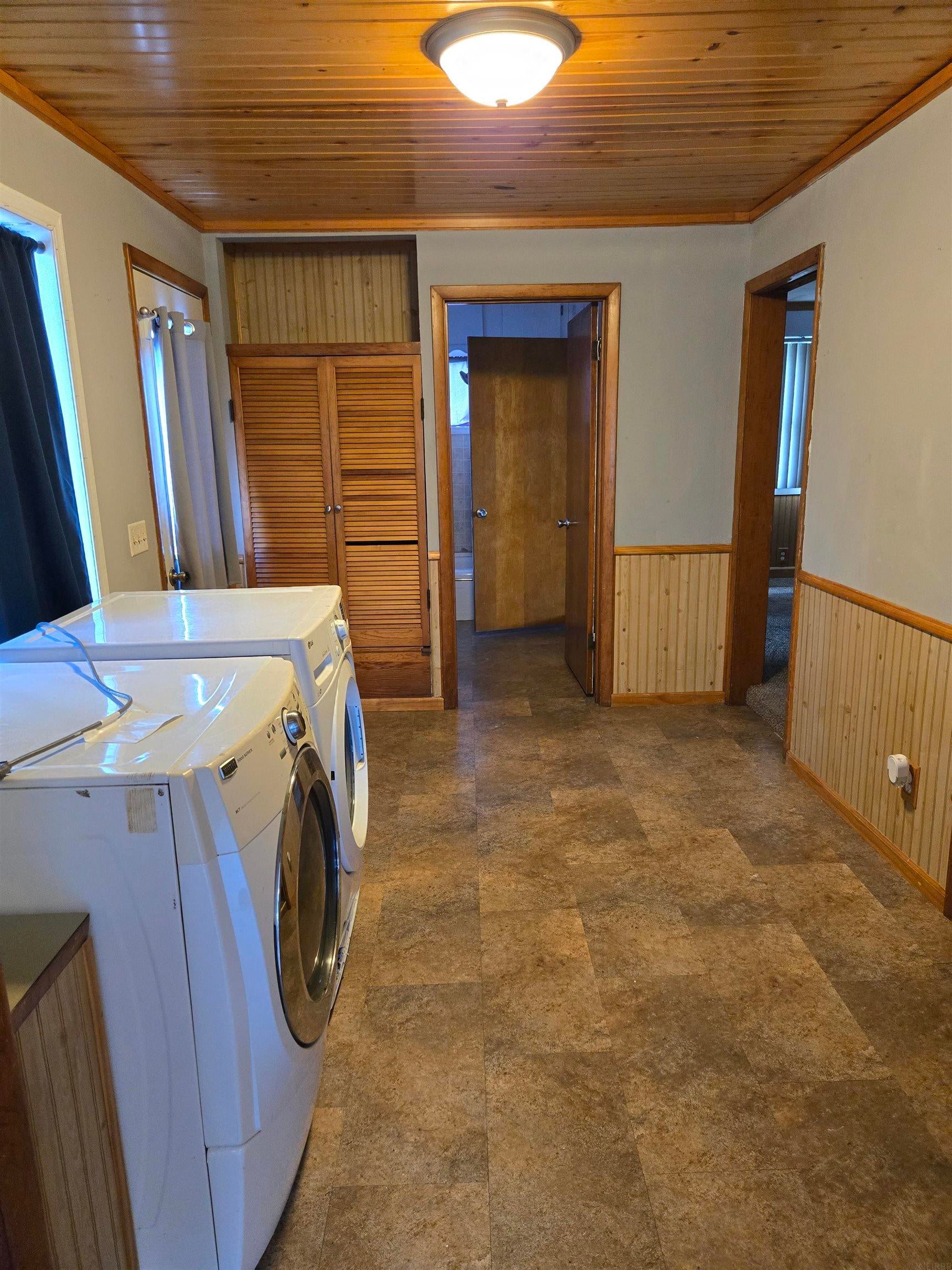 1530 Main Street Ridgeway, IA 52165 - Photo 20 of 31 Gallery Image 20