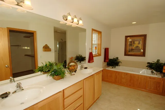 $3,150 | 641 Bear Claw Way, Middleton, WI 53562