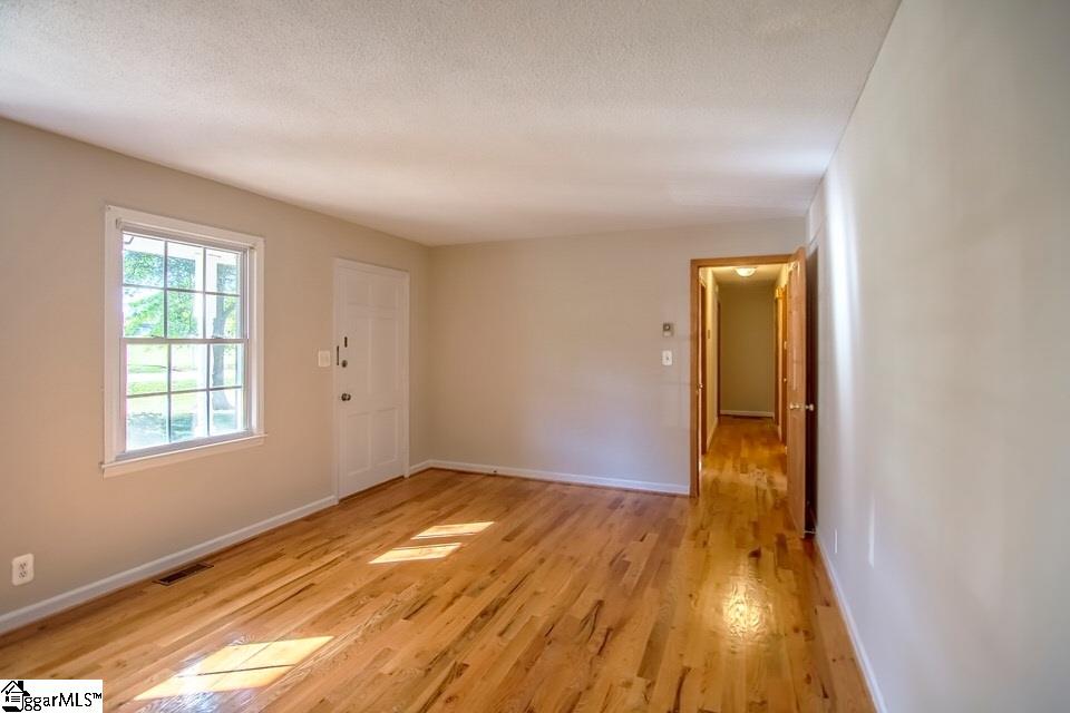 1591 Campton Road Inman, SC 29349 - Photo 3 of 25