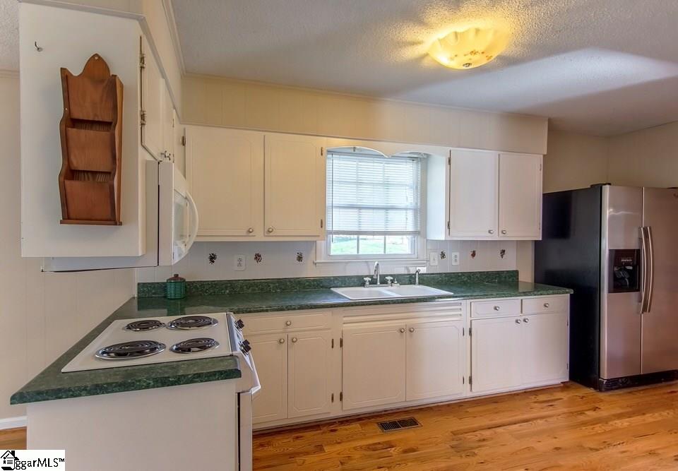 1591 Campton Road Inman, SC 29349 - Photo 6 of 25