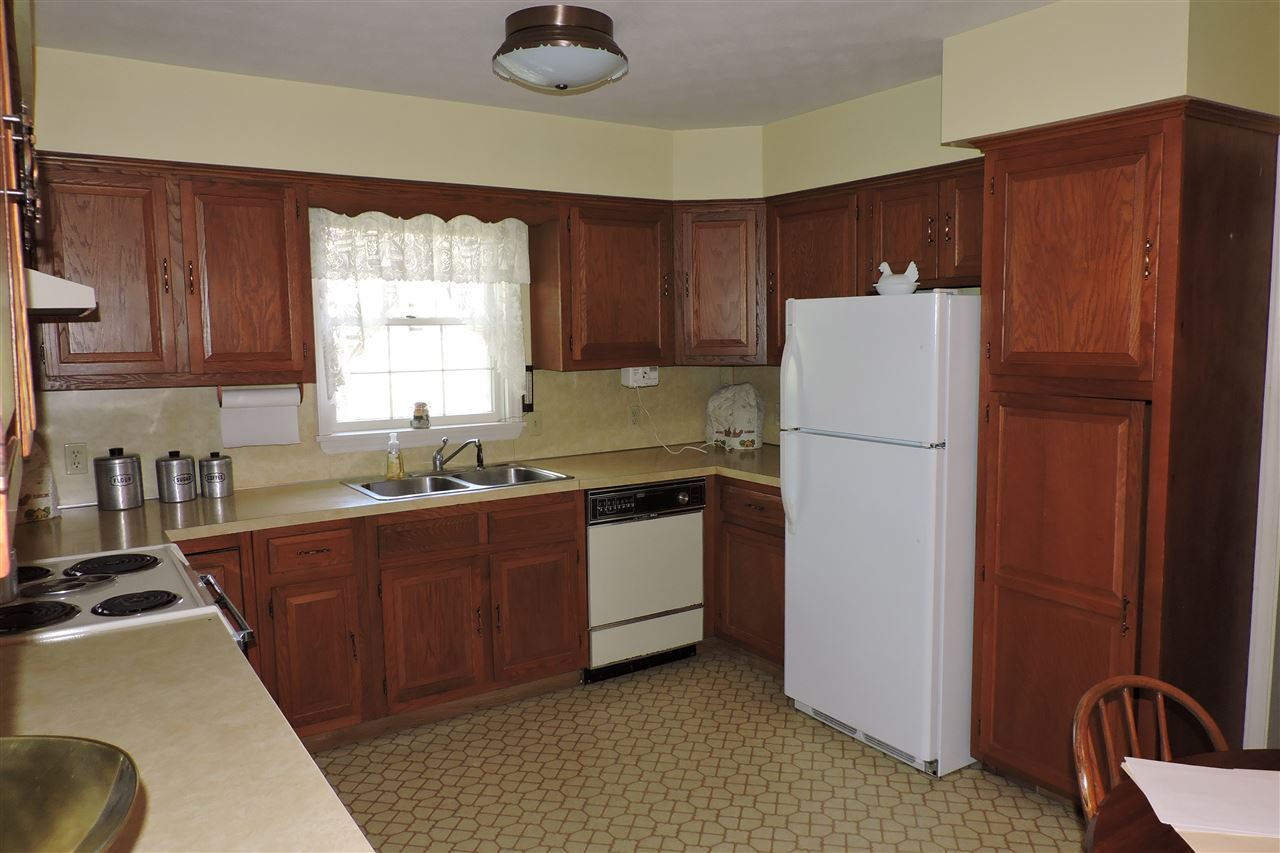 2118 Spring Hill Road Staunton, VA 24401 - Photo 17 of 28 Gallery Image 17
